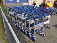 Bild 2 von Fläche für Fahrradständer am Flugplatz wird vergrößert