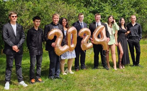 Bild 0 von Neun Juister Schüler wurden in diesem Jahr ausgeschult