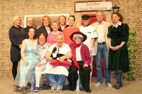 Bild 0 von Theaterpremiere „Alles für die Katz“ im Haus des Kurgastes