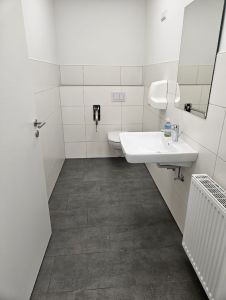 Bild 0 von Toilettenanlage im Hafenbetriebsgebäude wieder in Betrieb